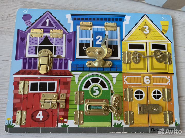 Бизиборд melissa doug