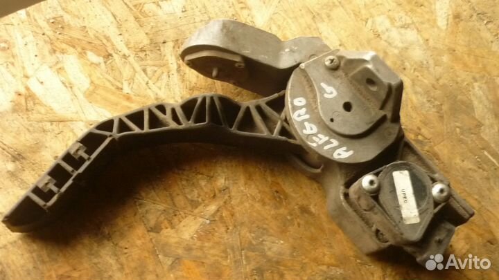 Педаль газа DAF XF95