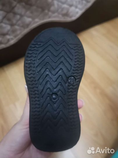 Кроссовки детские