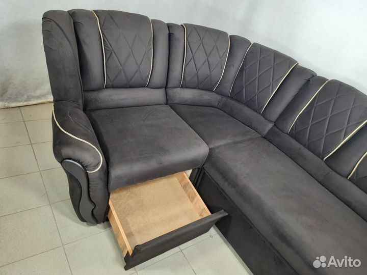 Угловой диван модера