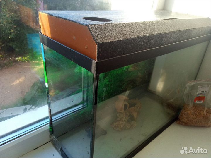 Аквариум для рыбок