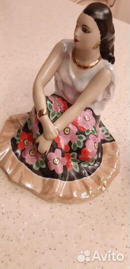 Фарфоровые фигурки