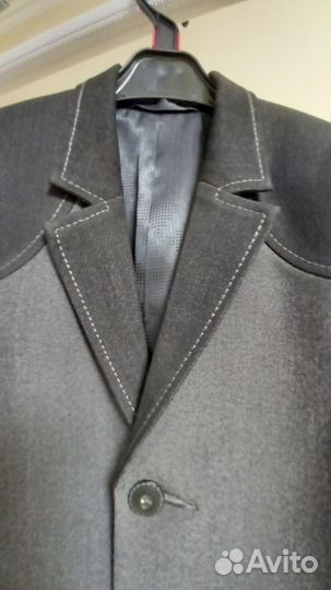 Пиджак для мальчика 7-8 лет