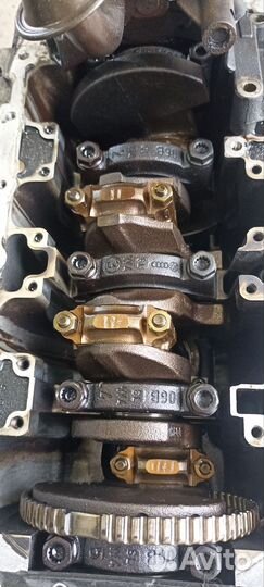 Коленвал volkswagen Passat d5 1.6 AHL