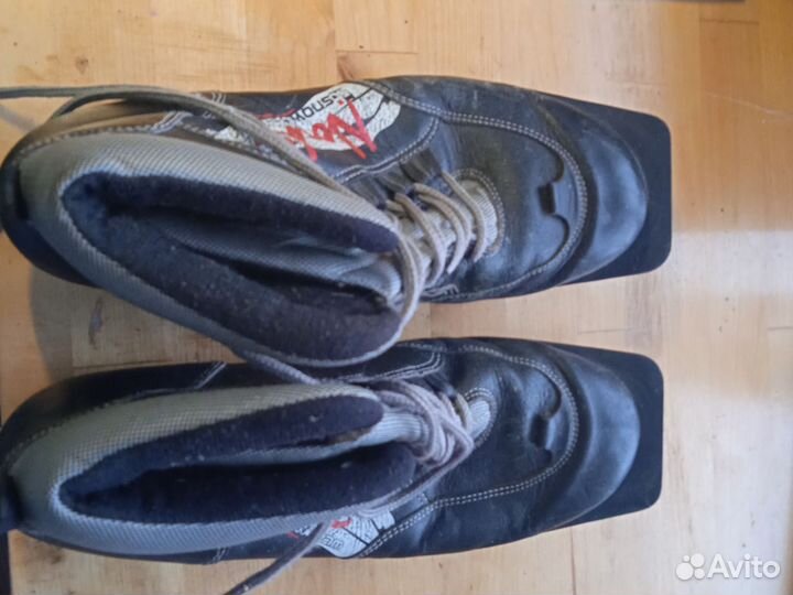 Ботинки лыжные мужские 40 размер