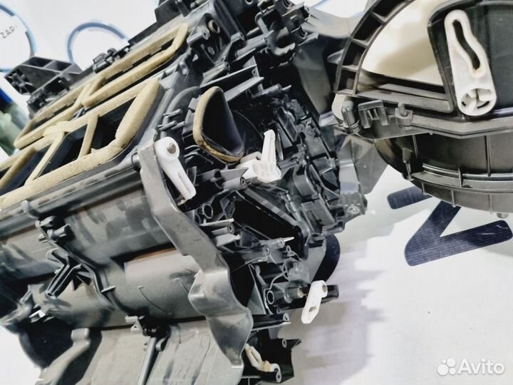 Корпус печки Jaguar Xj 351 306DT 2013