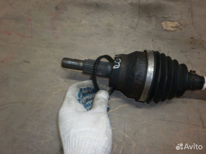 Привод полуось передний левый Lexus RX400h 05-09