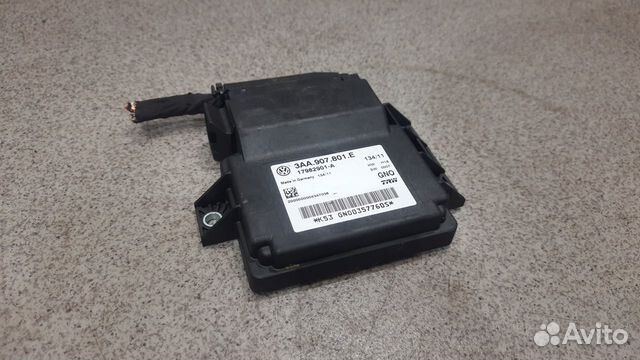 Блок управления ручником WV Passat CC B6 B7