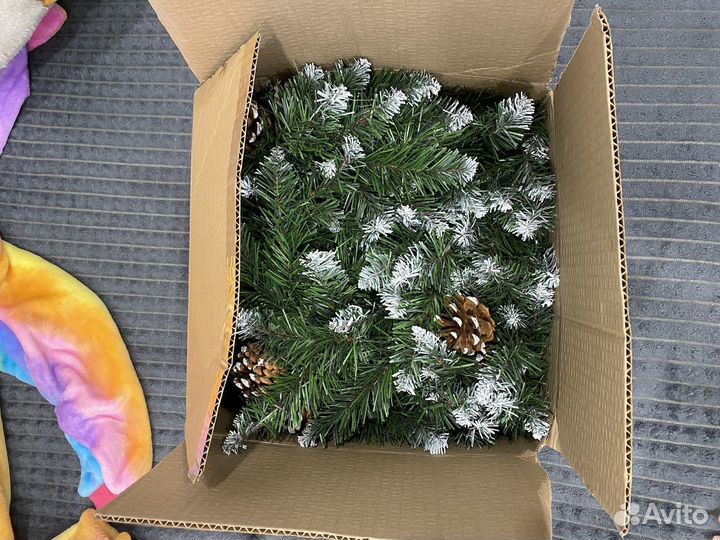 Еловая гирлянда литая