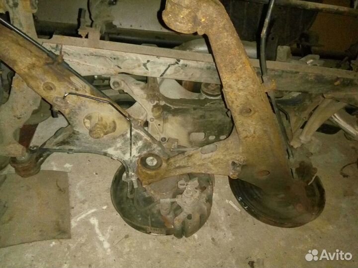 Рычаги задней подвески VW T5 10-15г в сборе 2.5 TD