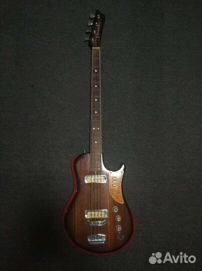 Бас гитара урал