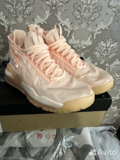 Кроссовки jordan proto max 720 crimson tint
