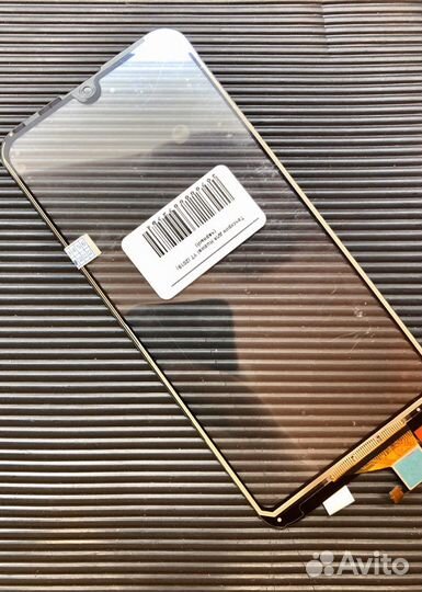 Замена разбитого стекла на Honor Y7 2019