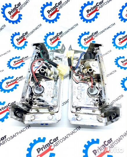 Габарит передний левый Nissan Datsun BD21 TD23