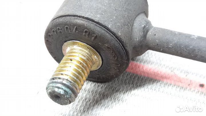 Стойка стабилизатора задняя левая Mercedes-Benz