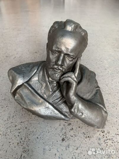 Бюст Чайковского П.И