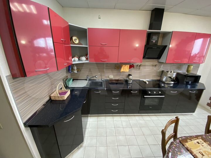 2-к. квартира, 75 м², 11/28 эт.