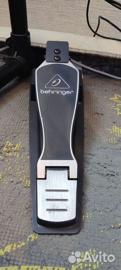 Электронная барабанная установка Behringer