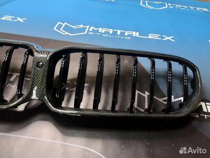 Решетка радиатора BMW 5 G30 Sport, рест, карбон