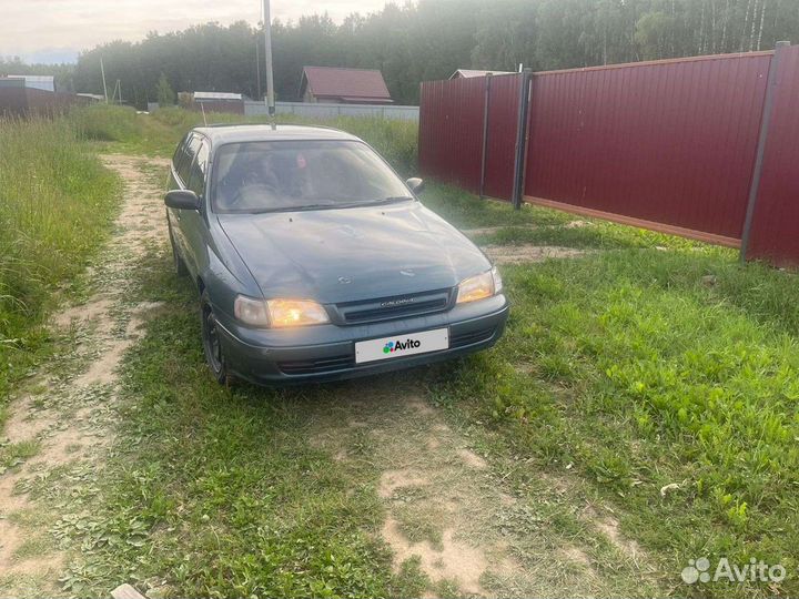 Toyota Caldina 2.2 AT, 2001, 394 000 км
