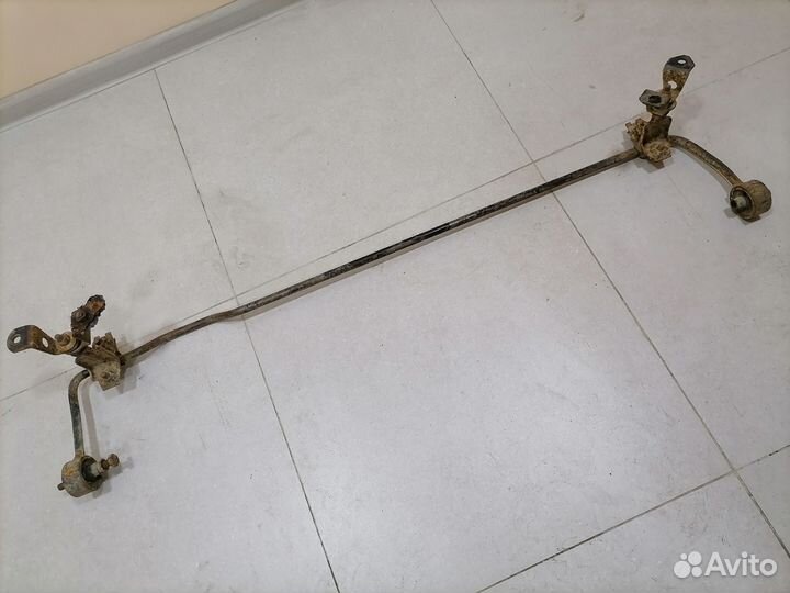 Стабилизатор зад.Nissan Bluebird 1983-90 универсал