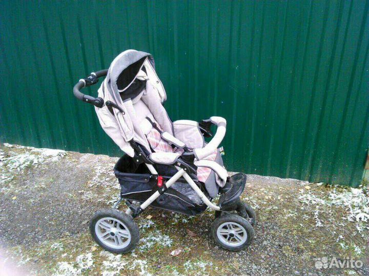 Коляска прогулочная capella jetem