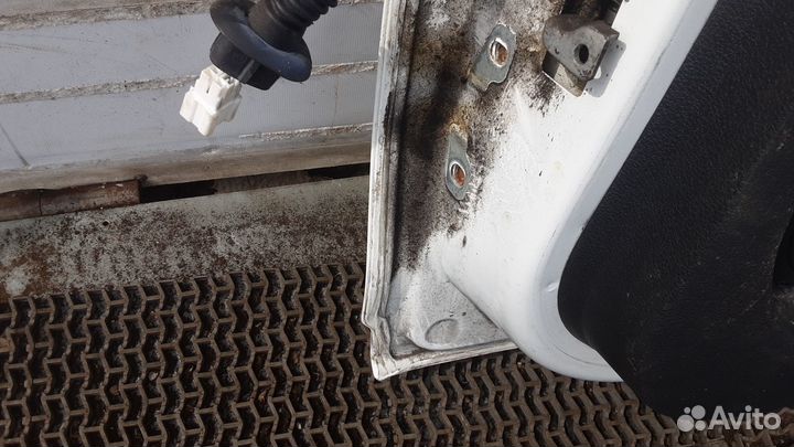 Дверь задняя правая dacia sandero 2 3-9 дней