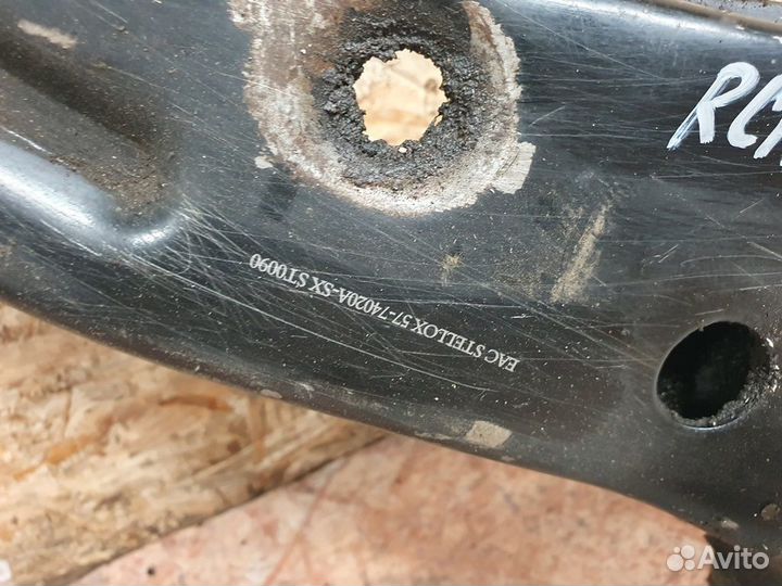 Рычаг передний правый 1,8 АКПП Nissan Almera N16 2