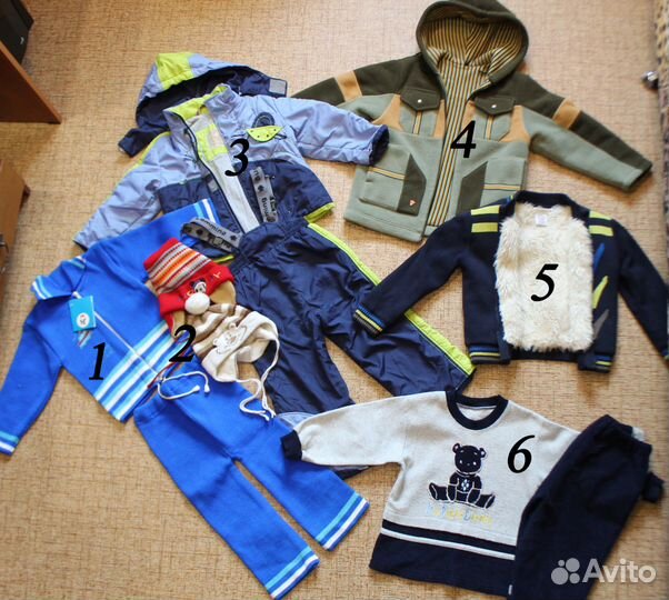 Одежда примерно от полутора лет