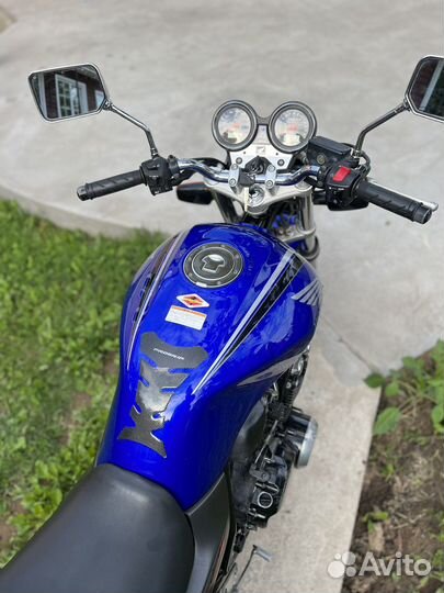 Honda cb 400 vtec2