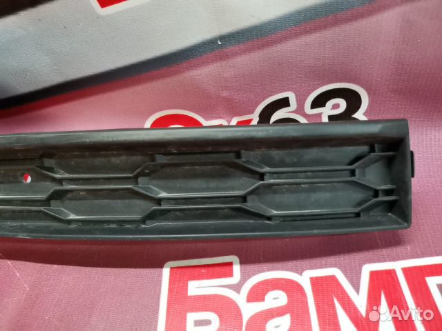 Решетка бампера передний левый Skoda Octavia