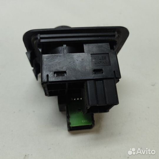 Блок управления зеркалами Nissan Sunny 2004