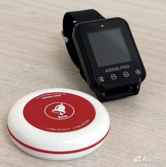 Кнопка вызова официанта и часы пейджер Элит