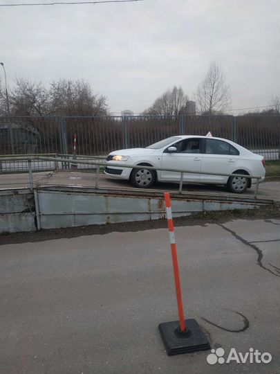 Автоинструктор по вождению МКПП