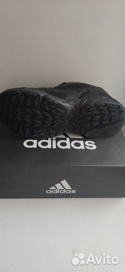 Кроссовки зимние adidas 41,42,43,44,45 в наличии