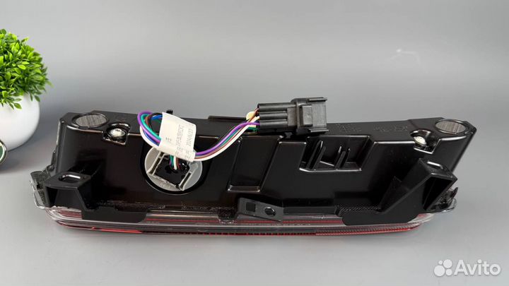 Катафот левый Range Rover L460 22-25