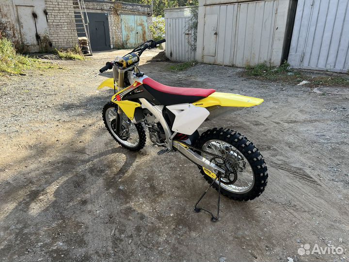 Кроссовый мотоцикл Suzuki RM-Z 450