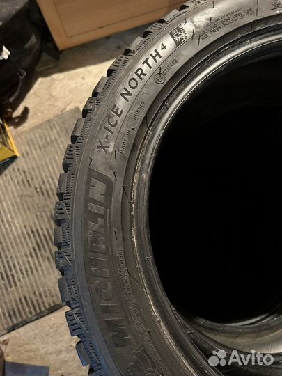 Michelin X-Ice North 4 225/50 R17