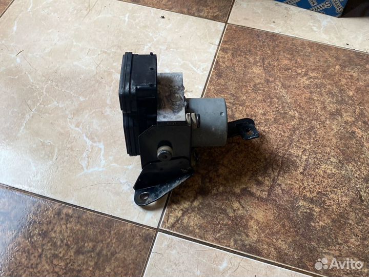 Блок насос ABS абс Kia Optima 2,4 G4KE