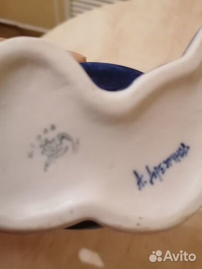 Фарфоровая фигурка(штоф) 