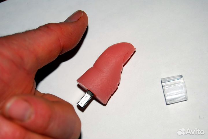 USB-флэшка оригинальная (палец) 8 Гб