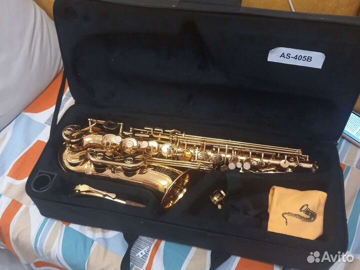 Саксофон альт