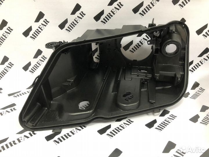 Левый корпус фары BMW X3 F25 2010-2014 Дорест
