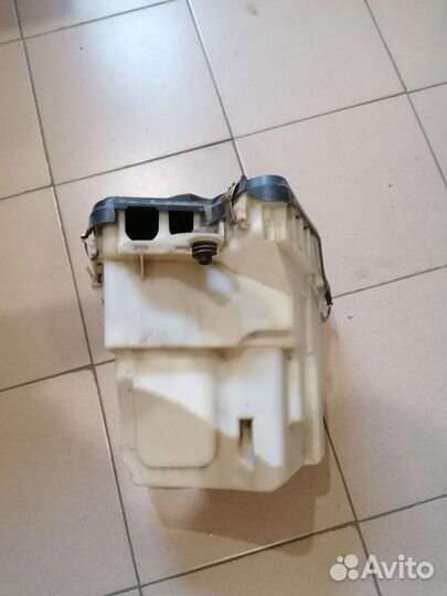 Корпус блока предохранителей BMW X5 E70