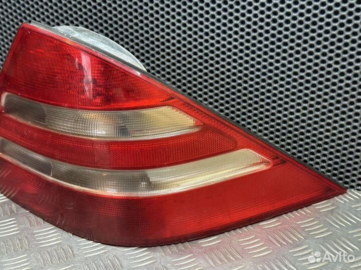 Фонарь Mercedes-Benz W220