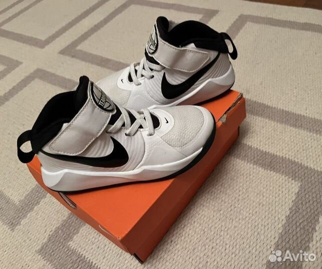 Кроссовки Nike детские 27,5