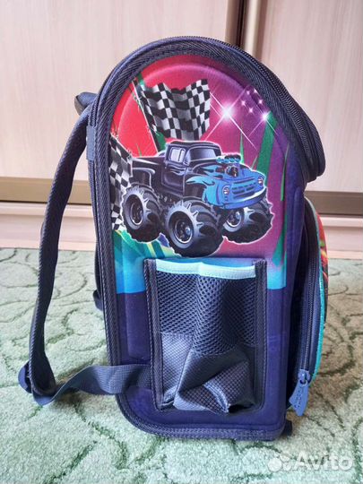 Школьный рюкзак