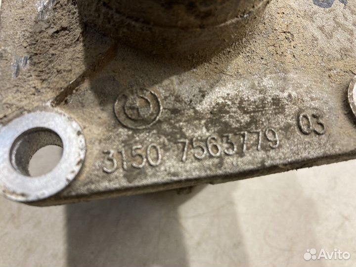 Кронштейн привода (BMW X5 F15)