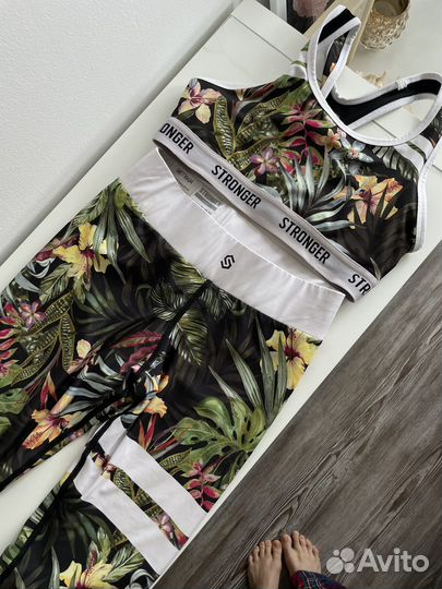 Спортивная форма stronger