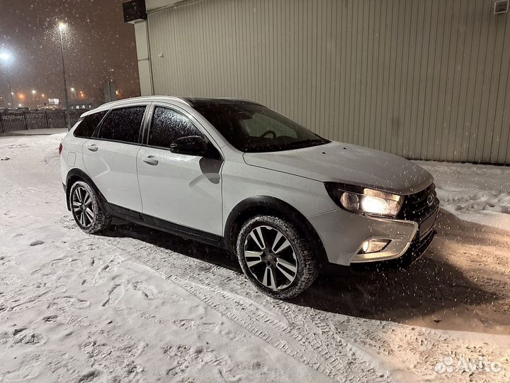 LADA Vesta Cross 1.6 CVT, 2021, 105 000 км